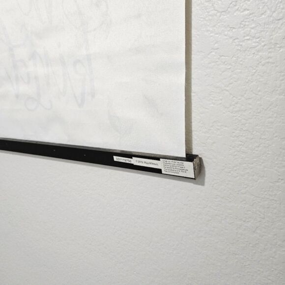 New Be Kind Canvas Hanging Decorative Floral Wood Frame Wall Decor - Picture 4 of 4